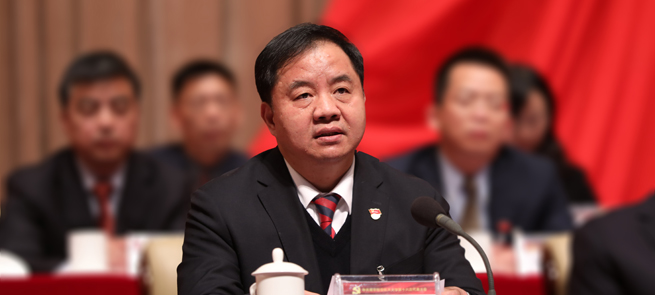 �����۳�ϯ�й��Ͼ����պ����ѧ��ʮ���δ�����Ტ����